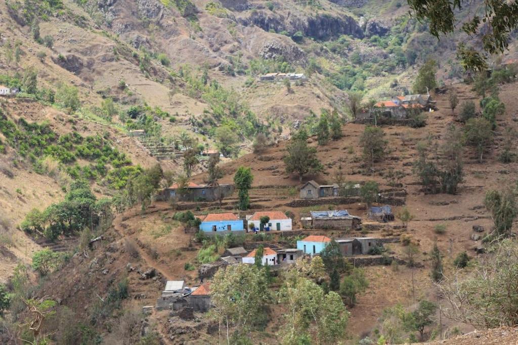 Gite De Rando Haut Mato Correia ภายนอก รูปภาพ
